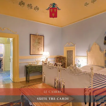 Palazzo Tre Cardi Bed & Breakfast *