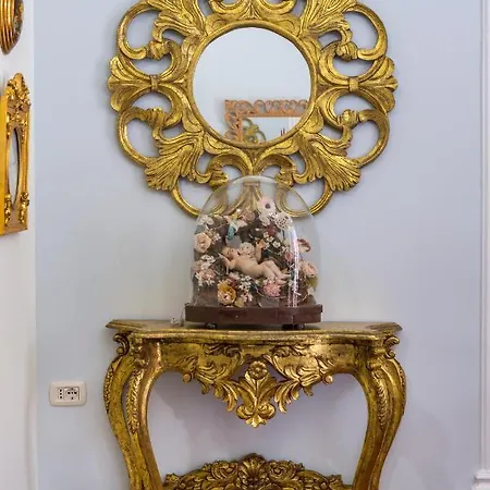 Palazzo Tre Cardi Couette-café
